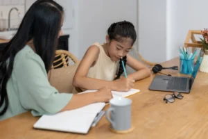 Tips Mendampingi Anak Belajar Tanpa Harus Merasa Stres